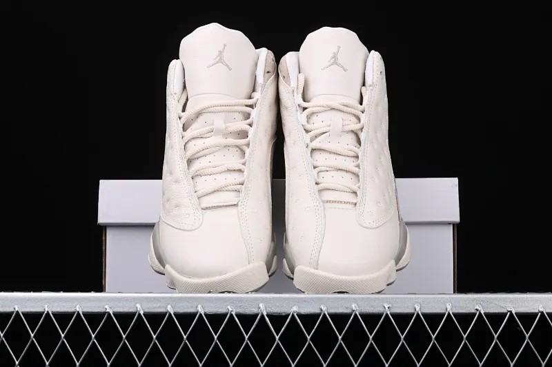 All Categories Air Jordan Jordan Series Basketball Shoes Air Jordan 13 Air Jordan 13 Phantom AJ13 Joe 13 Gray and White Earl Basketball Shoes Real Head Layer Real Cat Eyes AQ1757-004